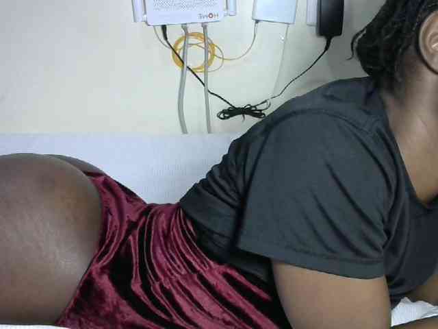 Hotzelda webcam
