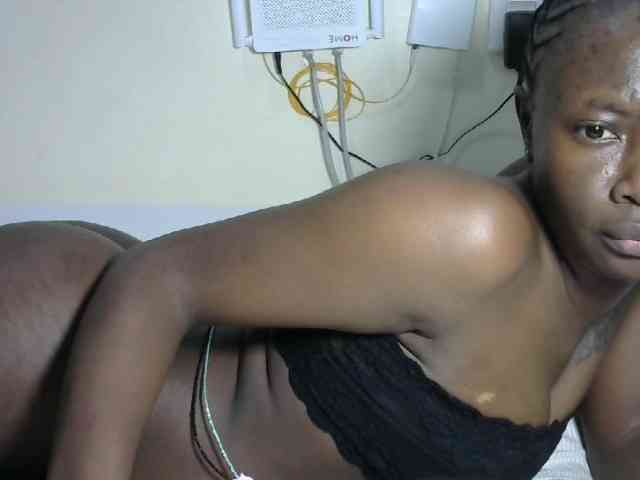 Hotzelda webcam