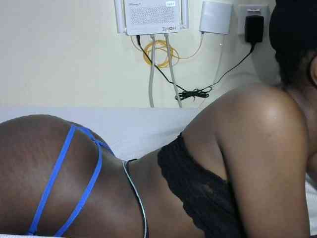 Hotzelda webcam