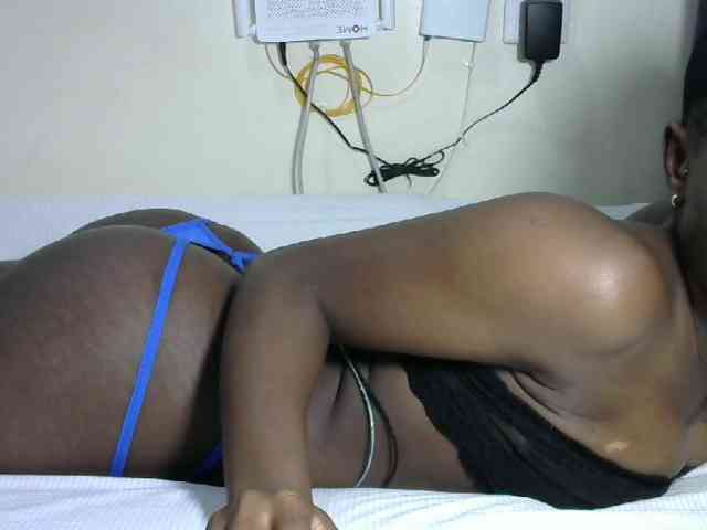 Hotzelda webcam