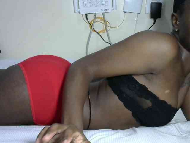 Hotzelda webcam