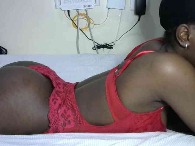Hotzelda webcam