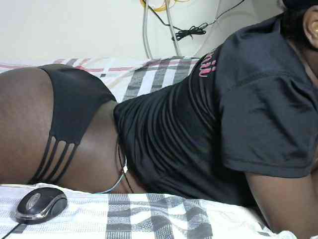 Hotzelda webcam
