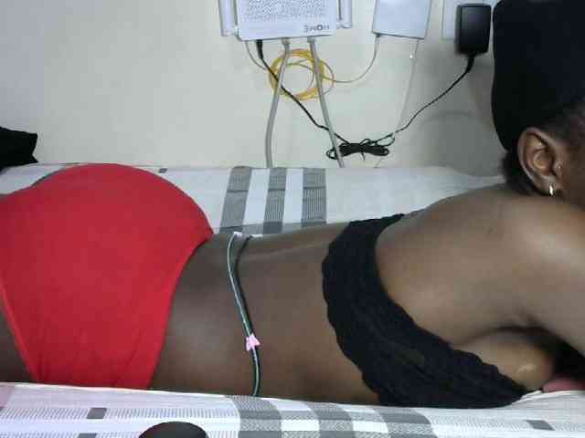 Hotzelda webcam