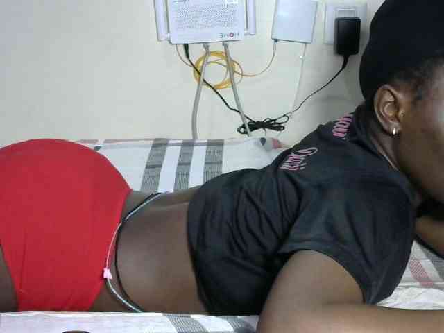Hotzelda webcam