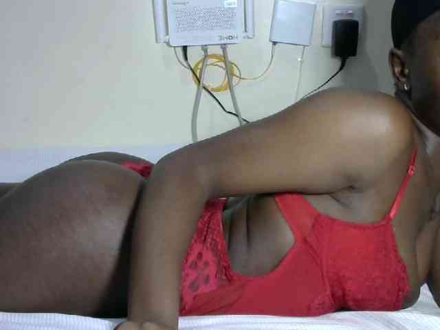 Hotzelda webcam