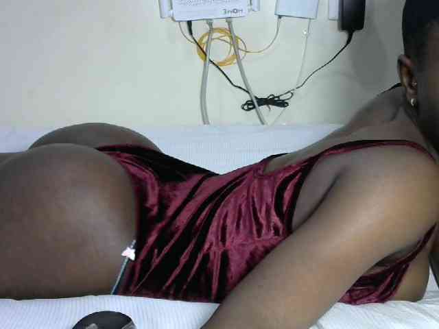 Hotzelda webcam