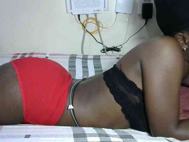 Hotzelda webcam