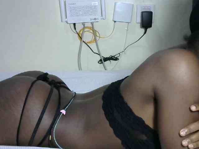 Hotzelda webcam