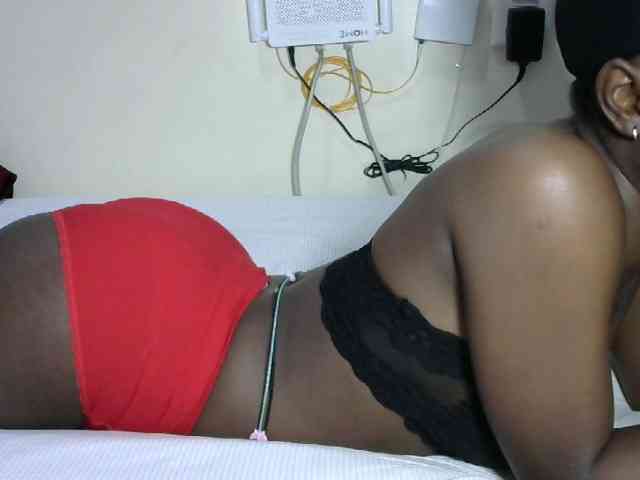 Hotzelda webcam