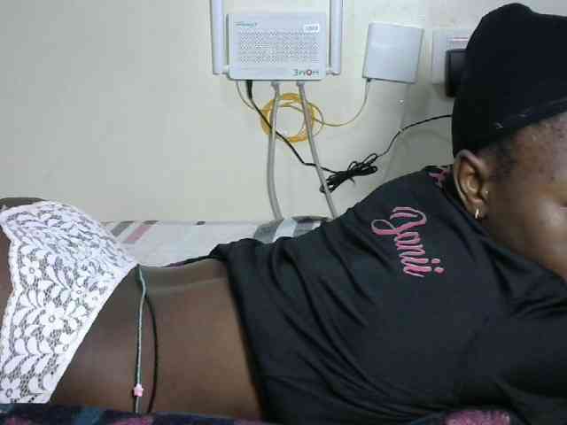 Hotzelda webcam
