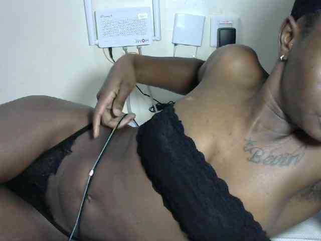 Hotzelda webcam