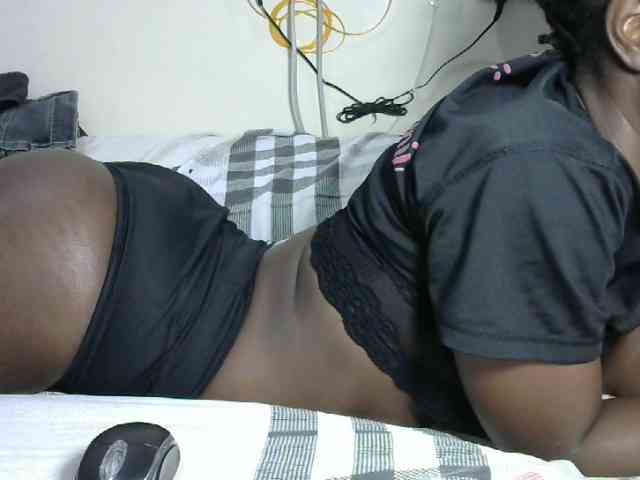 Hotzelda webcam