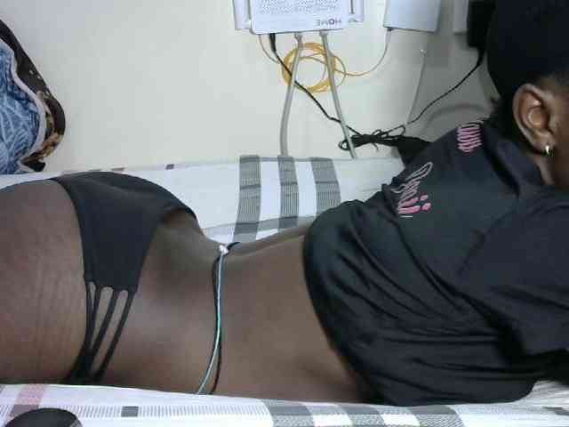 Hotzelda webcam