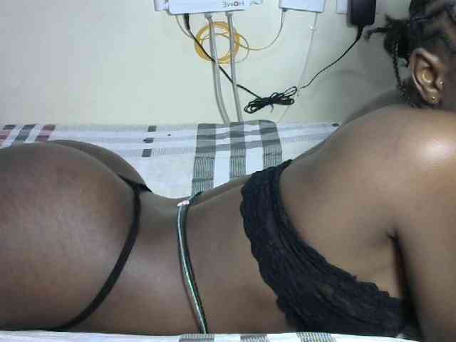 Hotzelda webcam