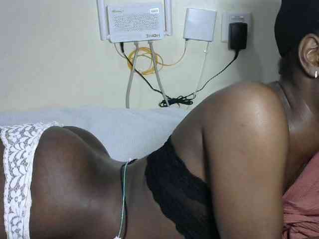 Hotzelda webcam
