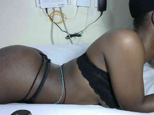 Hotzelda webcam