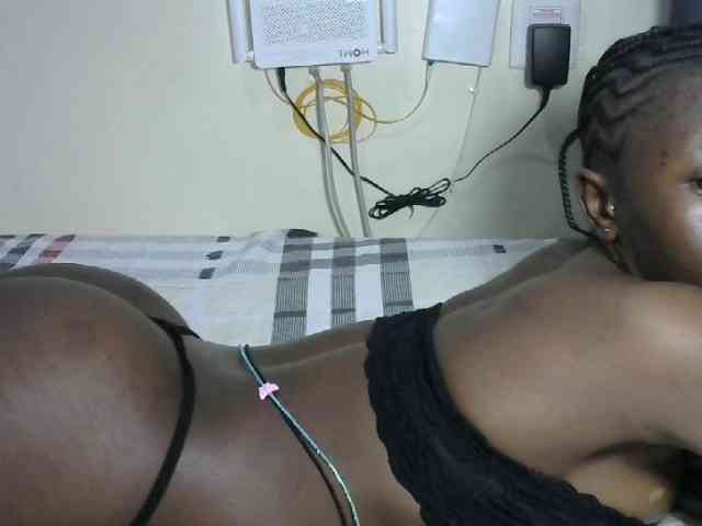 Hotzelda webcam