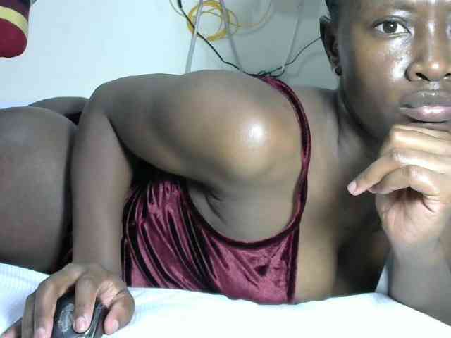 Hotzelda webcam