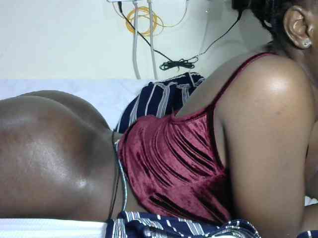 Hotzelda webcam