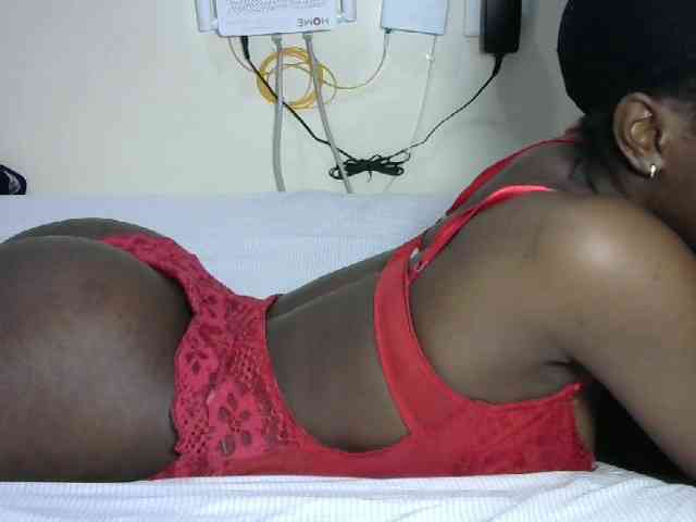 Hotzelda webcam