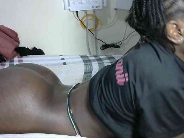 Hotzelda webcam