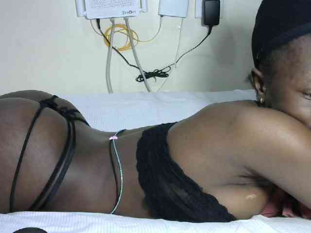 Hotzelda webcam
