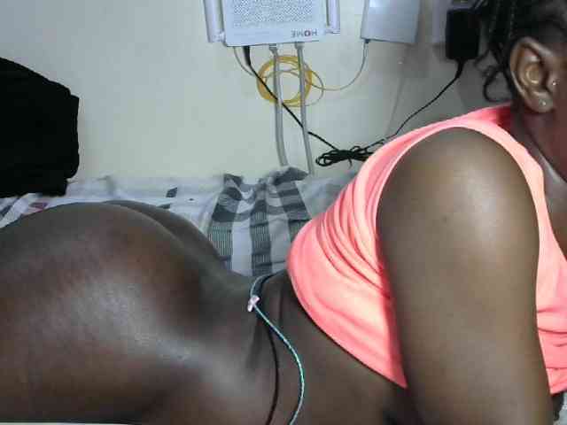 Hotzelda webcam
