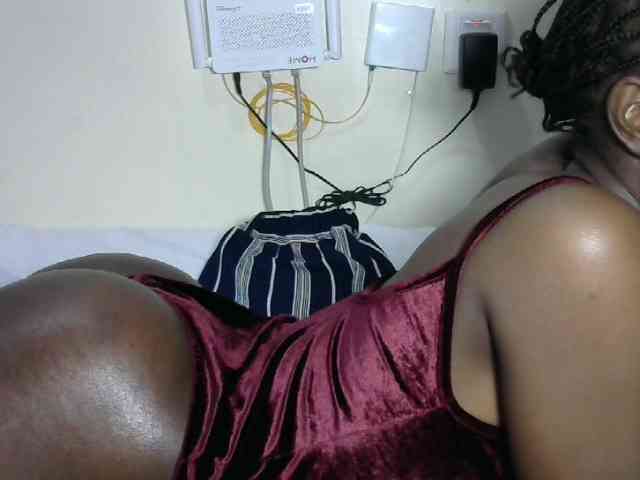 Hotzelda webcam