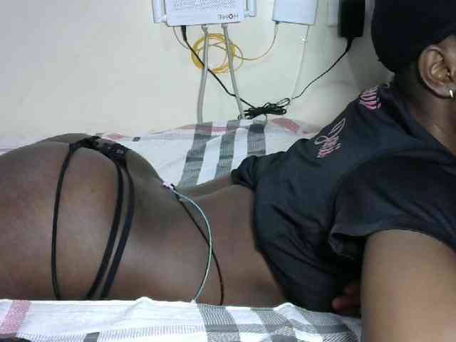 Hotzelda webcam