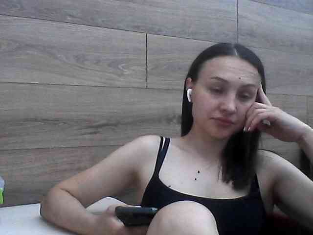 Marichka-seksigirl webcam