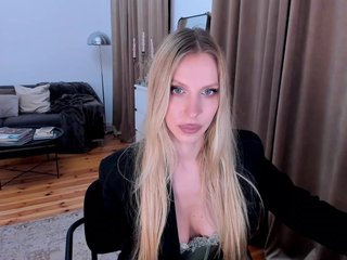 ToxicBlonde Porn Show