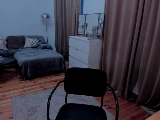 ToxicBlonde's BongaCams show and profile