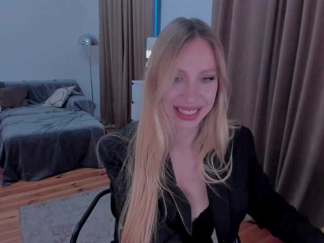 ToxicBlonde's BongaCams show and profile