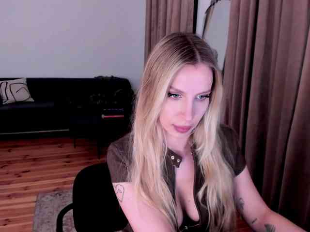 webcam random chat ToxicBlonde