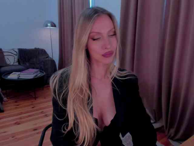 ToxicBlonde ToxicBlonde