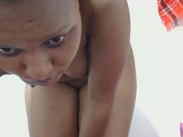 lovelypussy1 webcam