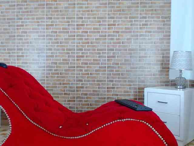 Tiffany-Baker webcam