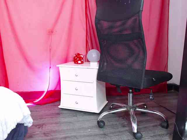 Karla-jhones webcam