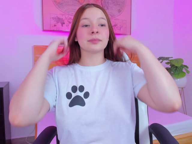kitty-sweeety's BongaCams show and profile