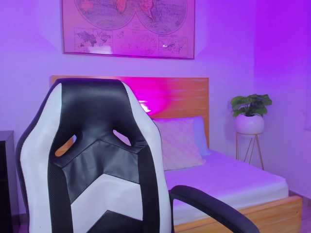 kitty-sweeety's BongaCams show and profile