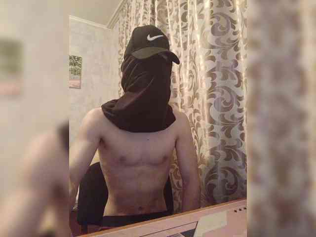 cragg Live Webcam on BongaCams