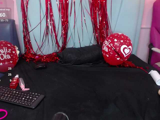 cintia7cute's BongaCams show and profile