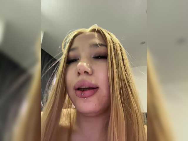 CrazyAngel69's BongaCams show and profile