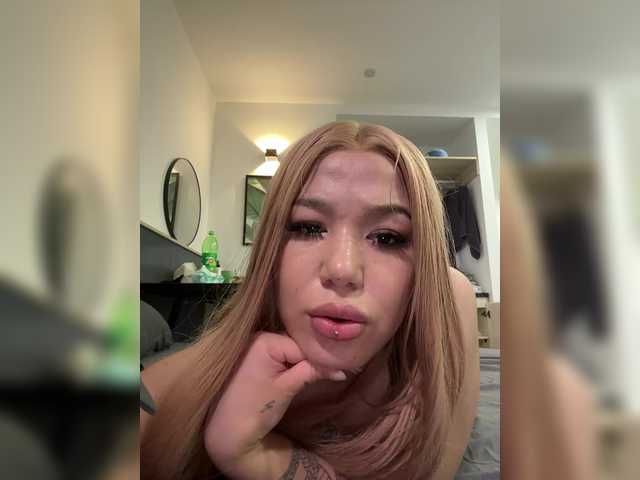 CrazyAngel69's BongaCams show and profile