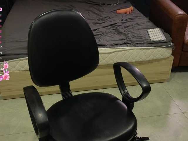 CrazyAngel69's BongaCams show and profile