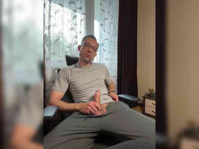 AnthonyDares Live Webcam on BongaCams
