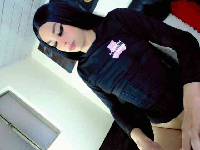 Kendall18 Kendall18