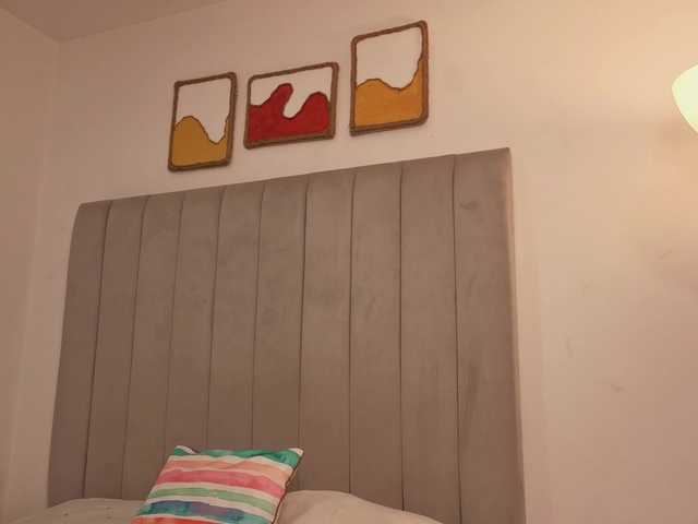 Elly-g's BongaCams show and profile