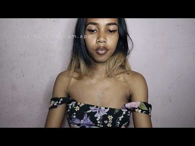 KortneySXX's BongaCams show and profile